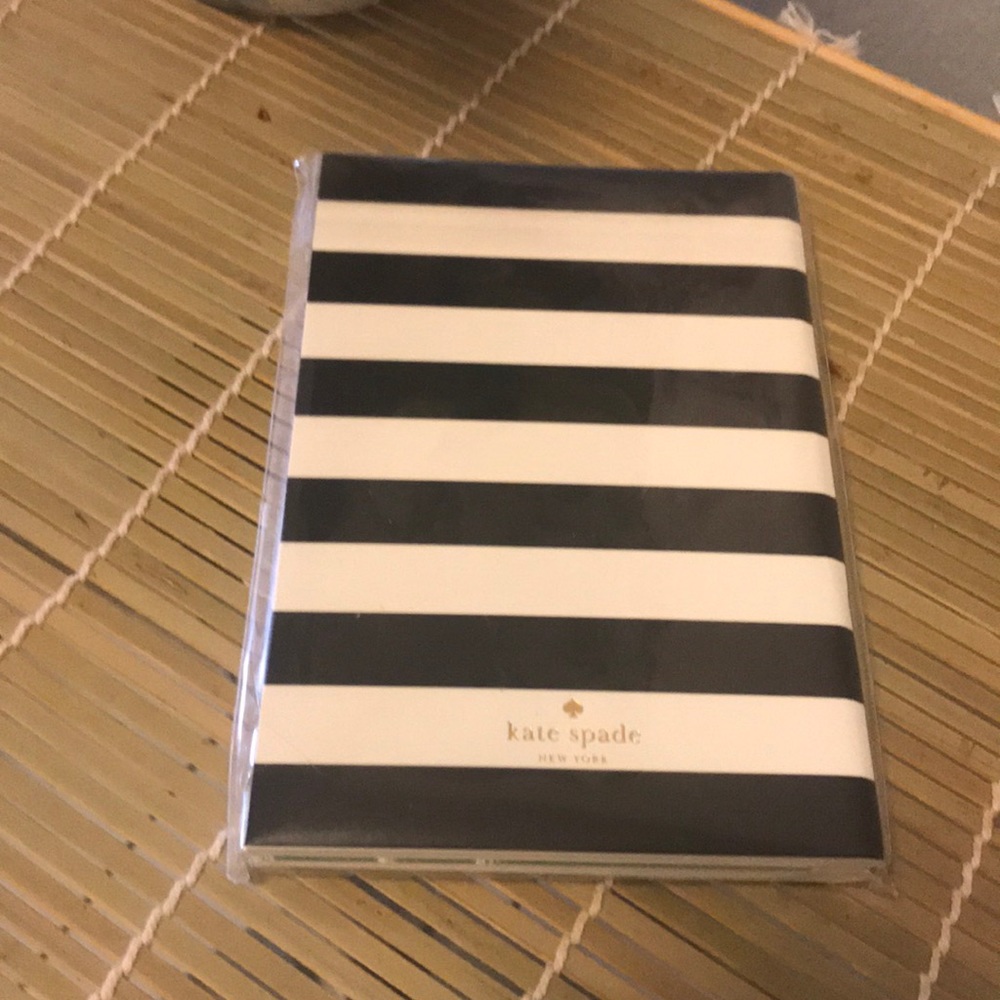 Kate Spade Notebook Set - Picture 4 of 4